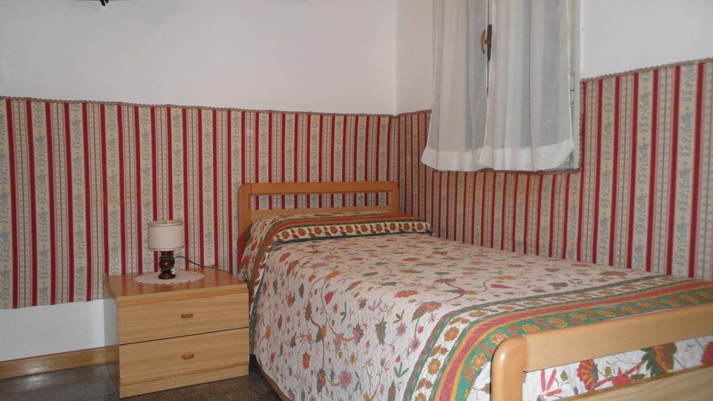 Hotel Locanda Ca' Foscari Venedig Rum bild